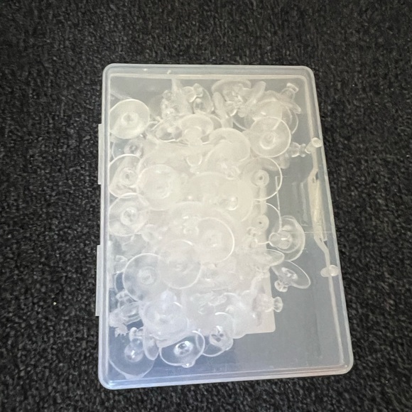 ⭐️ Firm Price ⭐️ New in box silicone ear backings - Picture 2 of 4